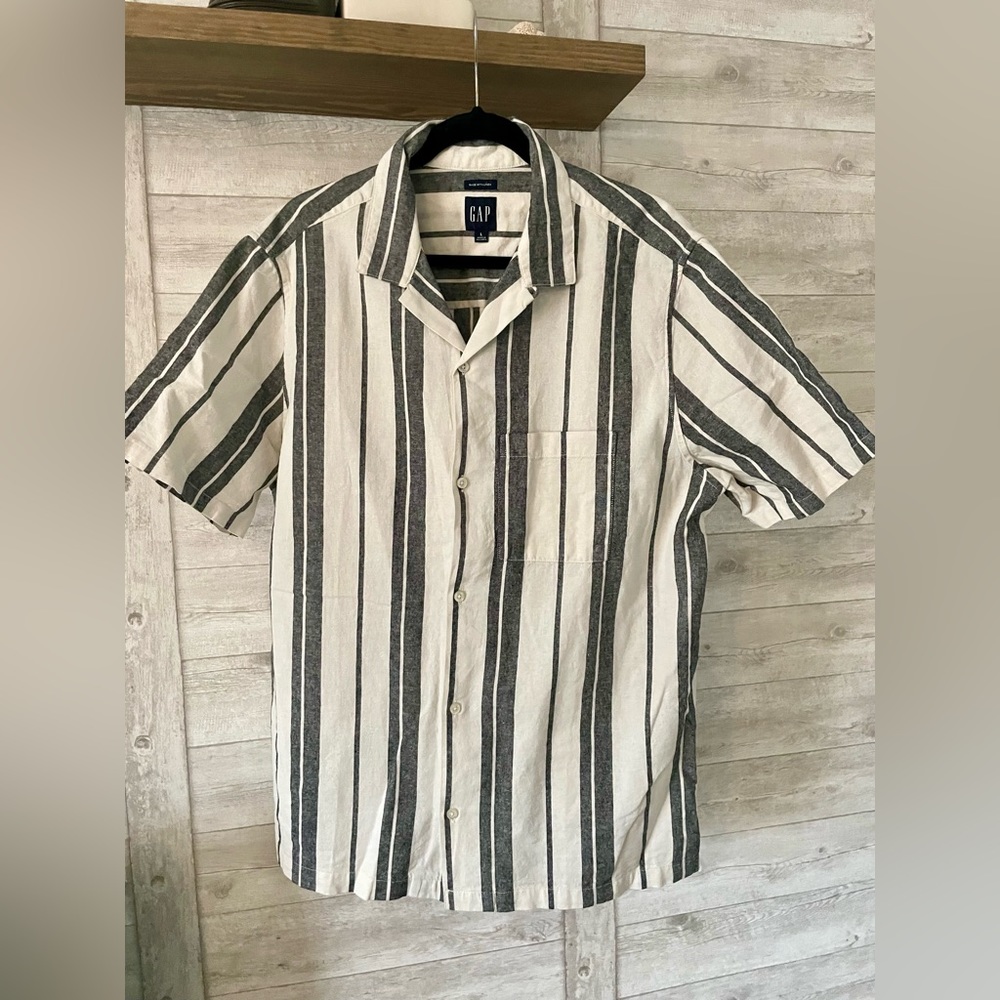 Casual stylish linen shirt